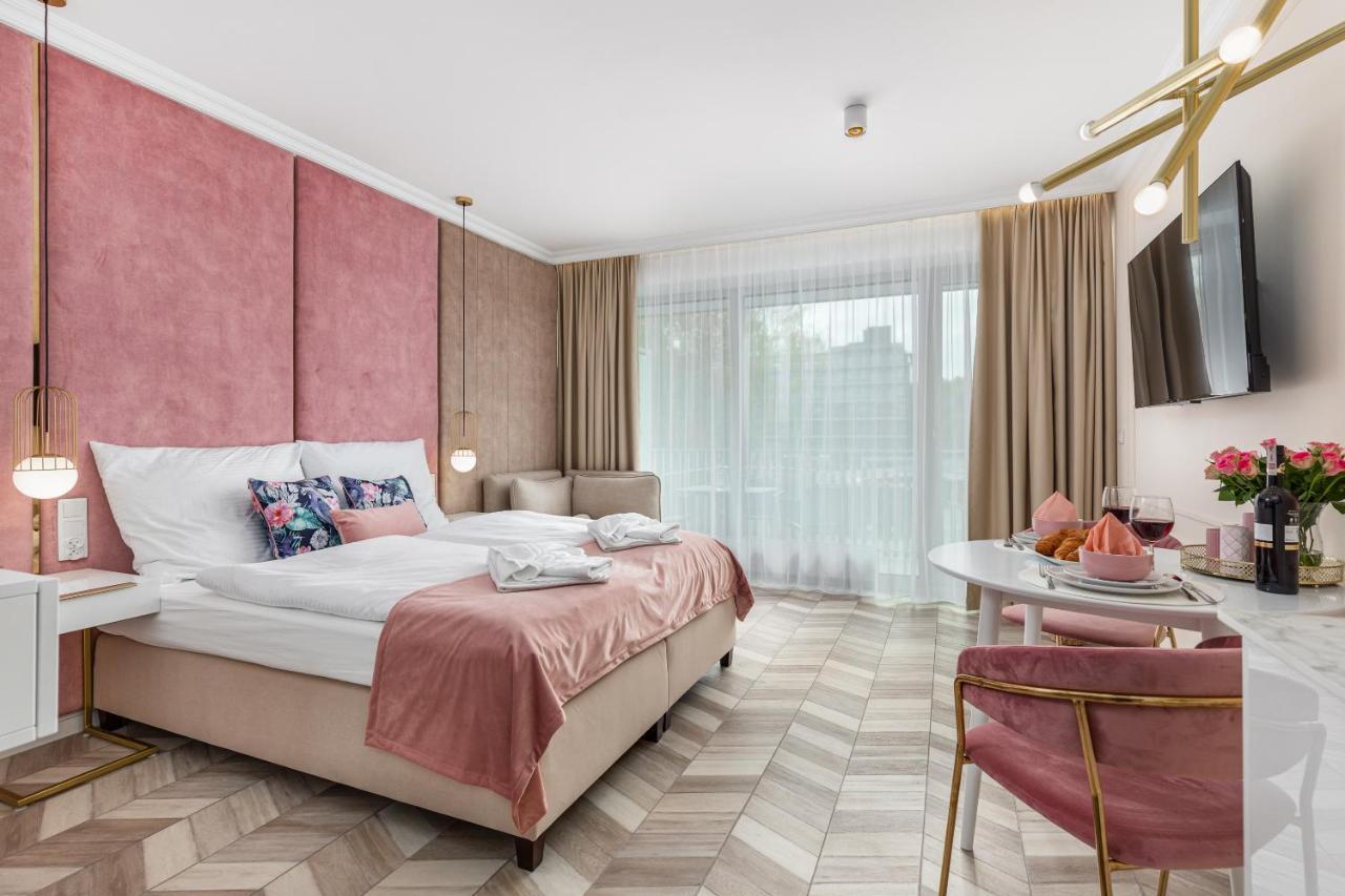 Golden Line Apartments Свиноуйсьце Экстерьер фото